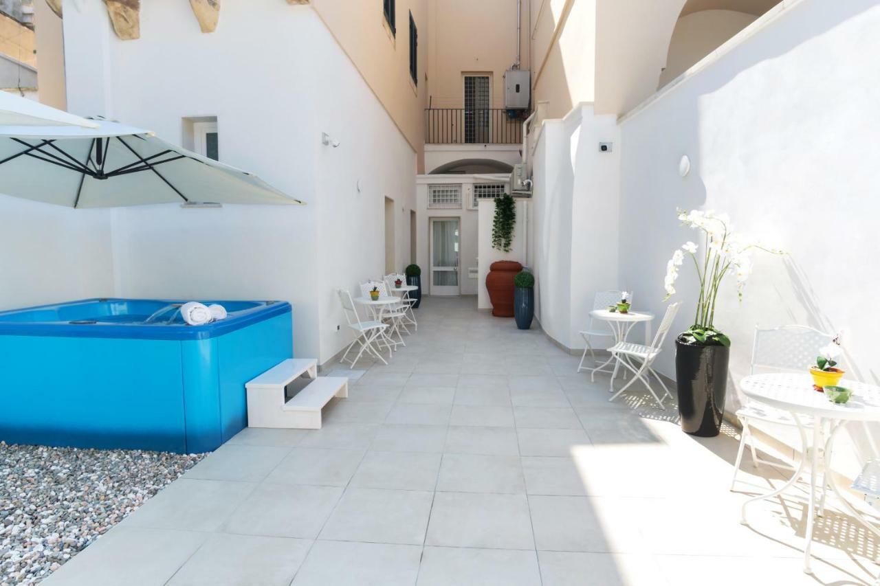 레체 Le Stanze Del Duomo B&B 외부 사진